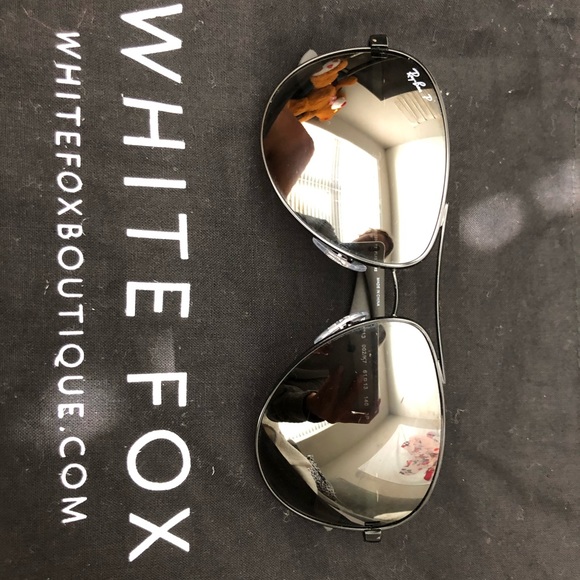 Polarized Ray-Bans - Picture 4 of 7